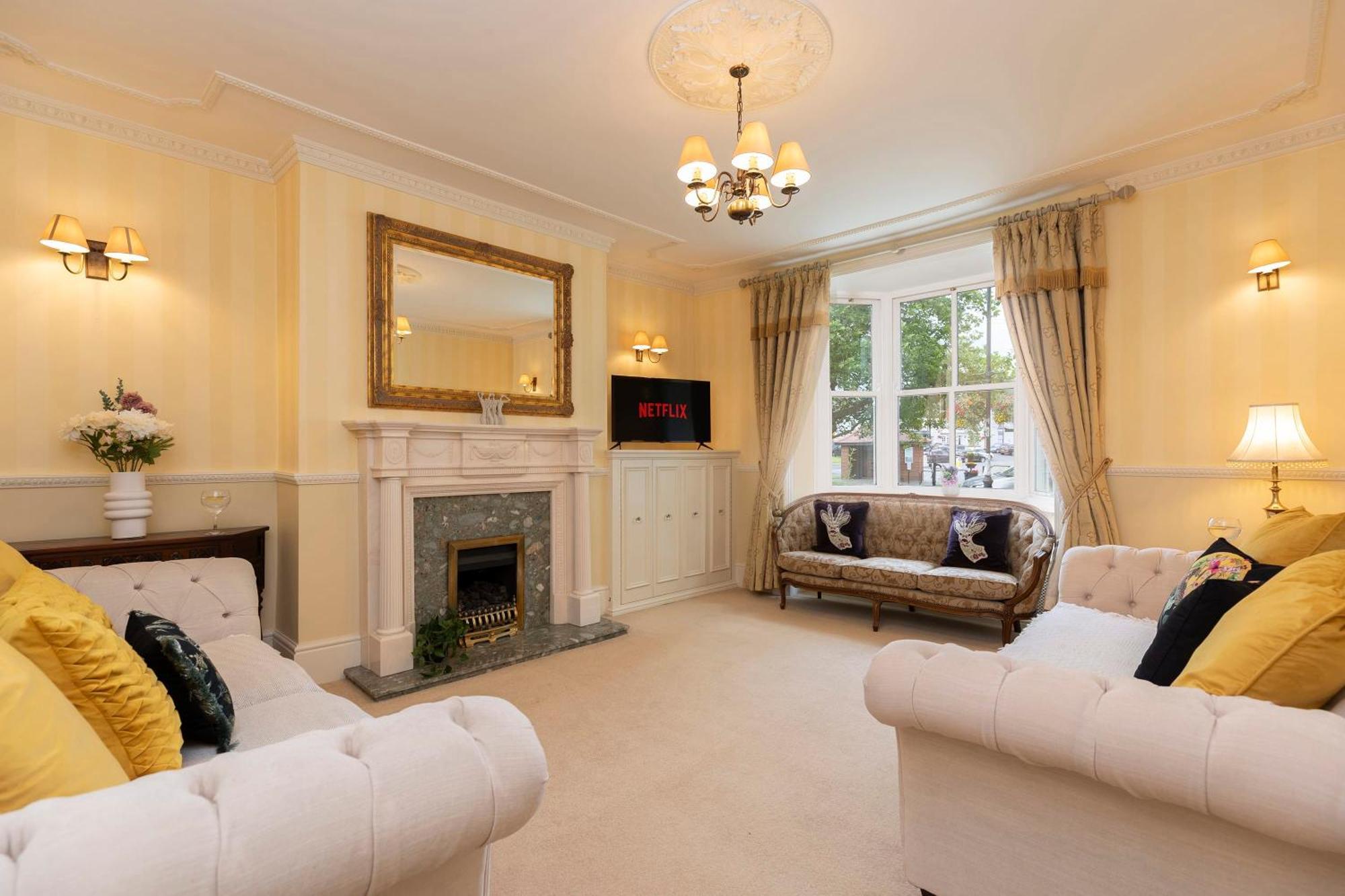 Grandeur Within Villa Sedgefield Exterior photo